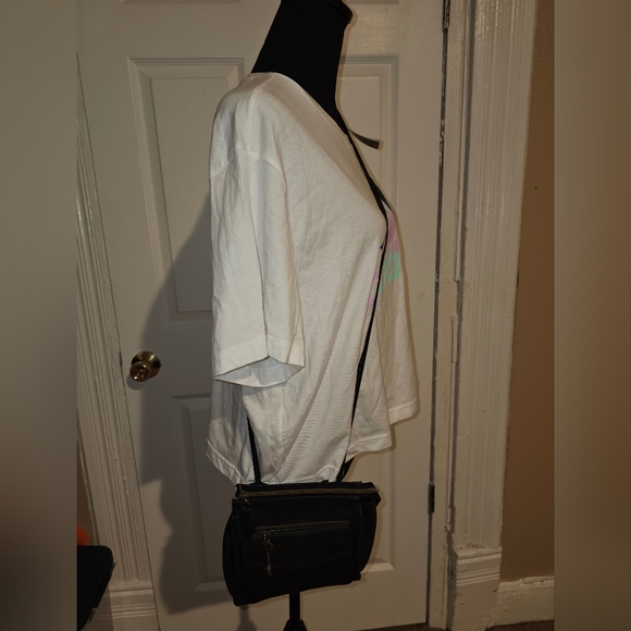 Vintage Fossil Black Leather Crossbody purse - Picture 7 of 10